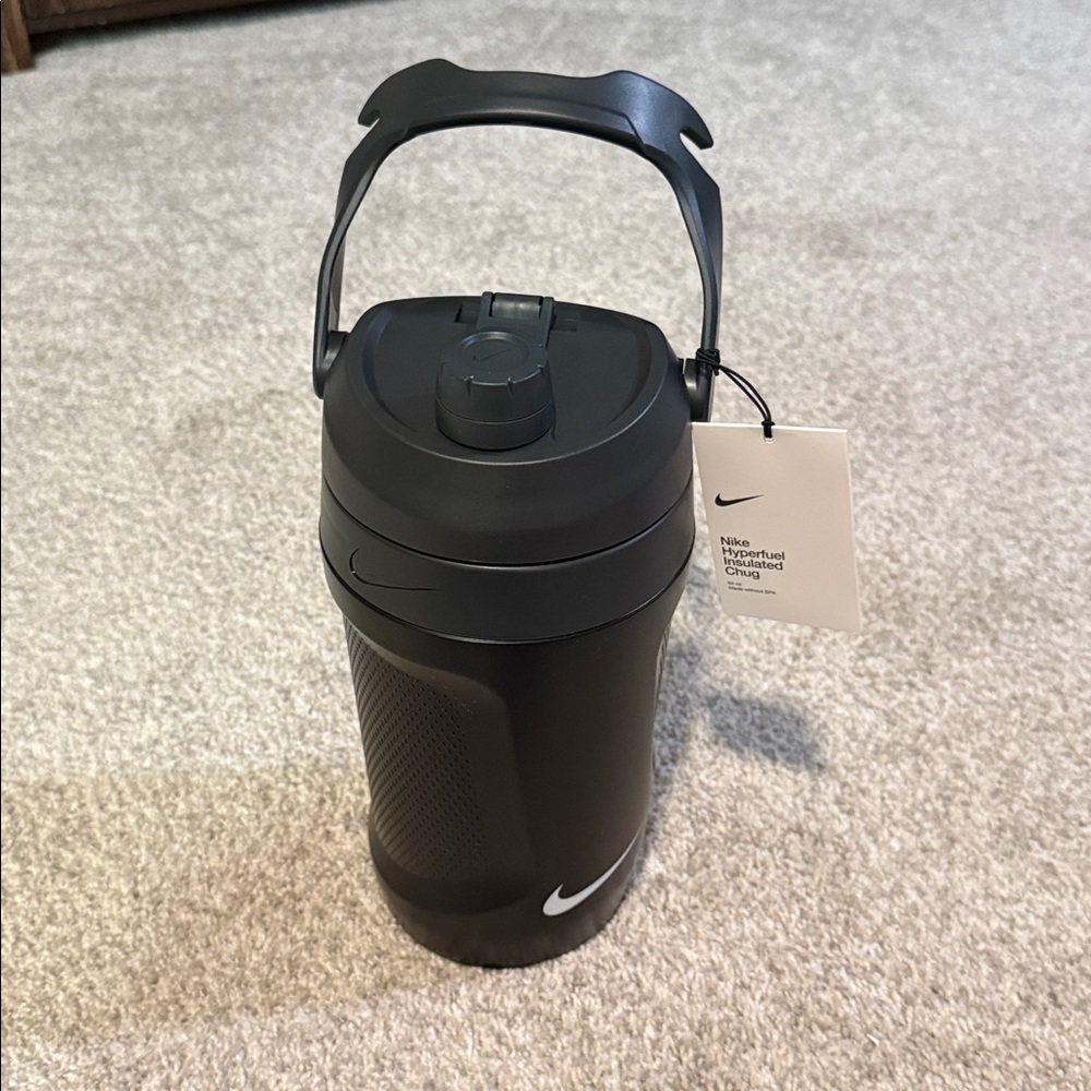 NWT Nike Hyperfuel Insulated Chug